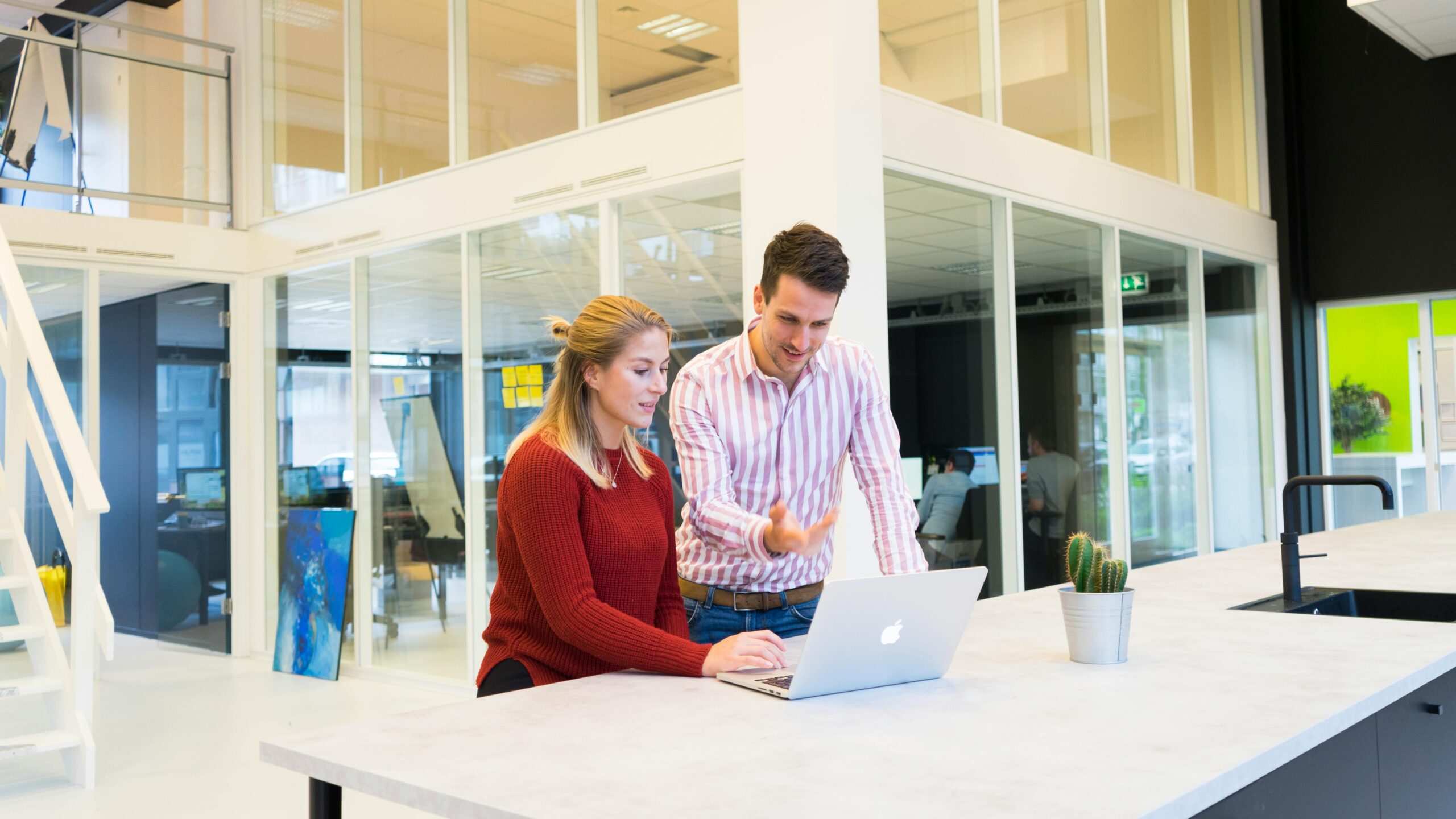 Gender and Seniority in Digital